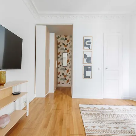 Cosy - 14th Arr - Mobility Lease *